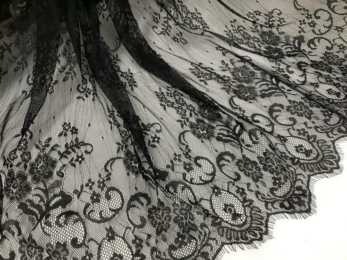 Tessuto pizzo tulle ciglia