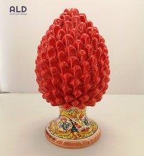 Soprammobile Siciliano in Ceramica di Caltagirone Pigna di colore rosso H26cm