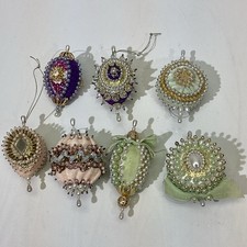 Lotto di 6 paillettes con