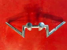 YAMAHA DRAGSTAR XVS 650 MANUBRIO TIPO Z BAR CON RISER - AFTERMARKET