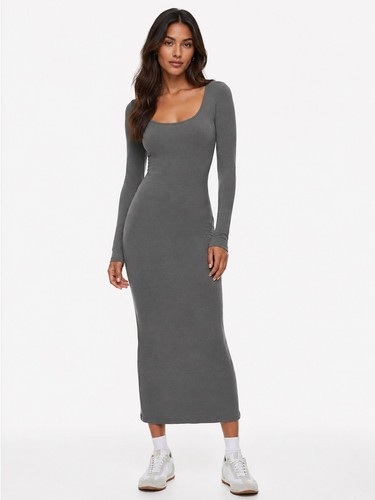 Maxi abito aritzia the group - aritzia,