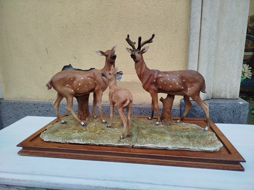 Gruppo cervi resina