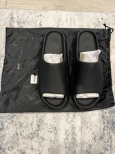 Yeezy Slides Nero YS-01 Uomo
