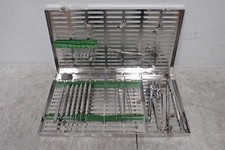 Lotto di 16 strumenti dentali