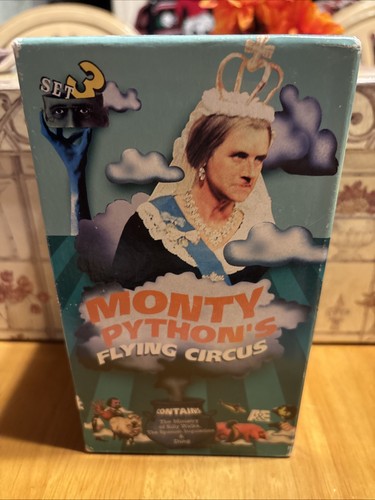Monty pythons flying circus - monty,