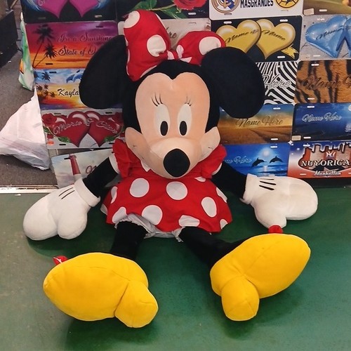 Giant minnie mouse - minnie,