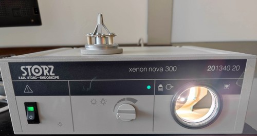 Fonte luminosa allo xenon