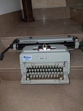 macchina da scrivere olivetti LINEA 98