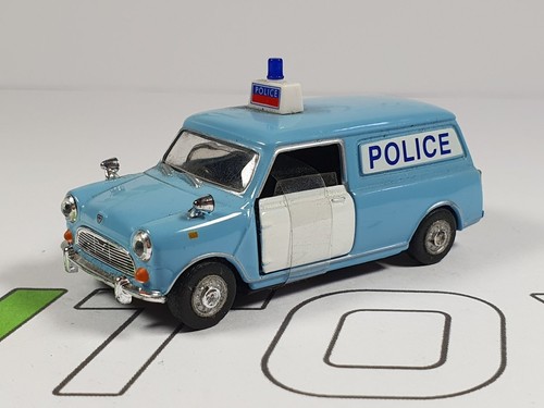 Mini van police edicola 43 - mini,