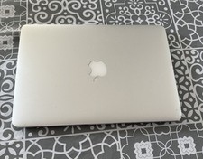 Macbook Pro 13’’ i5/ 8GB RAM / 256GB SSD