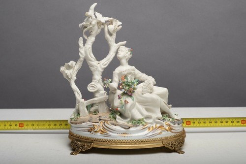 Statuina scultura gruppo - 10),