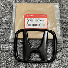 Emblema griglia anteriore nero