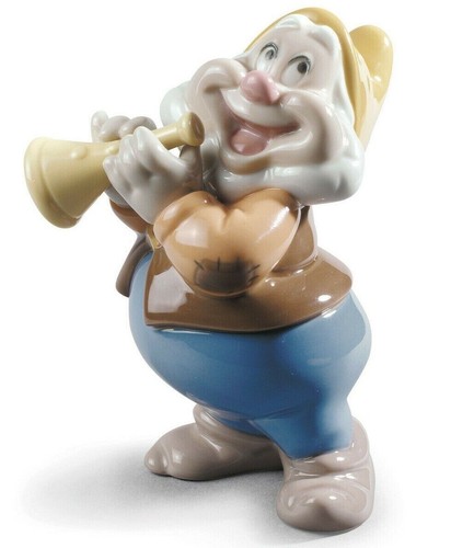 Nao disney lladro dwarf - by,