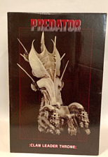 ACTION FIGURE STATUE PREDATOR CLAN LEADER THRONE DIORAMA NECA 35cm