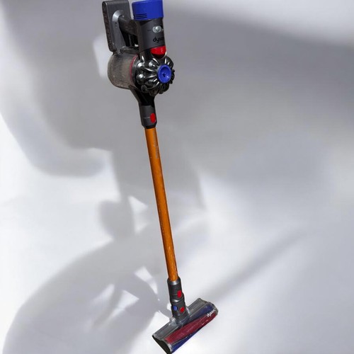 Dyson absolute - v8,