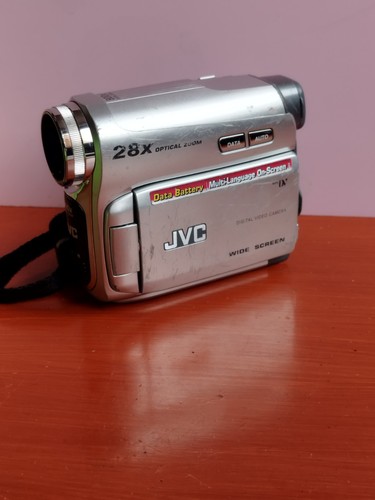 Videocamera jvc d721 - videocamera,