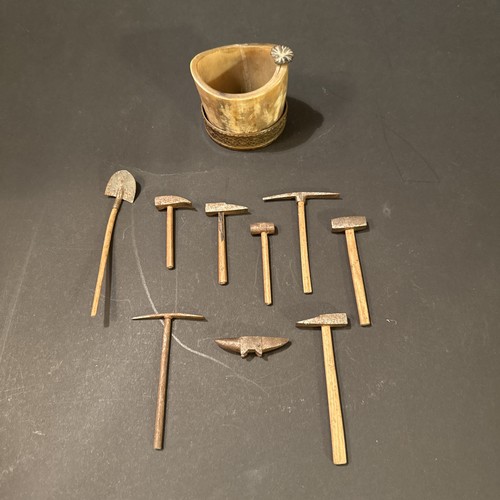 Antichi attrezzi miniatura - antichi,