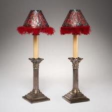 Coppia di candelabri Gorham in argento sterling ponderati con frange rosse paralume art deco