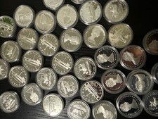 Canada Silver Dollar lotto di 35 monete UNC