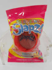  BRACCIALETTO ROSSO   SHOKKY BANDZ SLAPZ  " LOVE " REGALINI FESTE COMPLEANNO