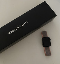 Apple Watch Series 4 Nike
