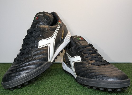 Scarpe tacchetti calcio