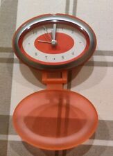 SVEGLIA PIEGHEVOLE E PORTATILE DA VIAGGIO LYCIA ROSSO CREMISI FUNZIONANTE