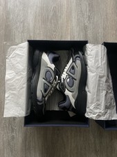 Dior B30 Mesh | Viene fornito