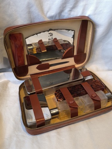 Jolie trousse toilette - jolie, de