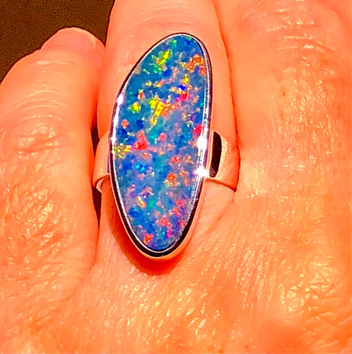 Enorme anello australiano - enorme,