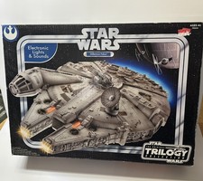 Star Wars Millennium Falcon