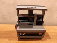 Storica macchina fotografica Polaroid 600 Land Camera modello Quick 620