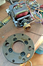 BIMBY 3300 - flangia copri motore ( altri ricambi - manico piedini timer...)