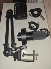 Mixer Audio E Microfono