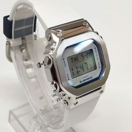 Nuovissimo orologio polso - da,