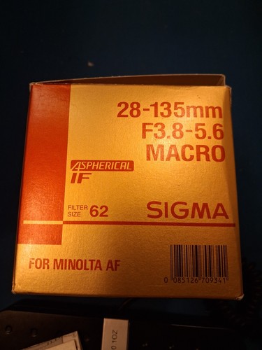 Sigma 135mm 5 - f3.8-5.6, macro