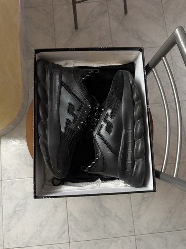 Versace chain reaction - reaction, 43