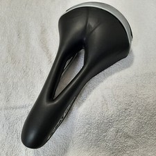 Sella bici da cicloturismo antiprostata selle San Marco leggera resistente