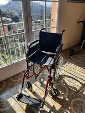 sedia a rotelle pieghevole