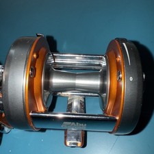 Abu Ambassadeur 6500 C3 CT Premium Mag Elite in arancione e grigio 