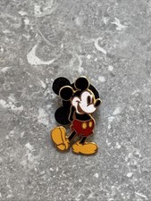 DISNEY CLASSIC POSE PIE EYED