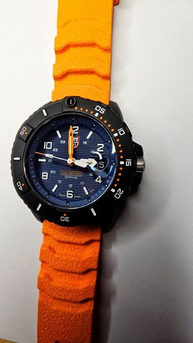 Luminox navy seal - luminox,