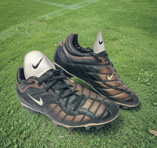 NIKE Total 90 Zoom Air 2001