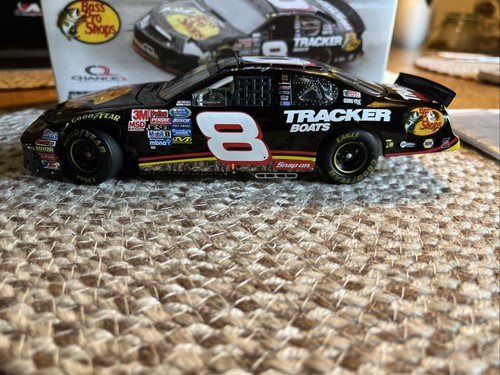 Martin truex 8 - truex, 1/24