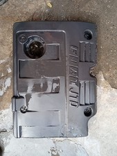 COPERCHIO MOTORE PER FIAT STILO (03-10) 1.9 JTD SW 5P/D/1910CC 2002