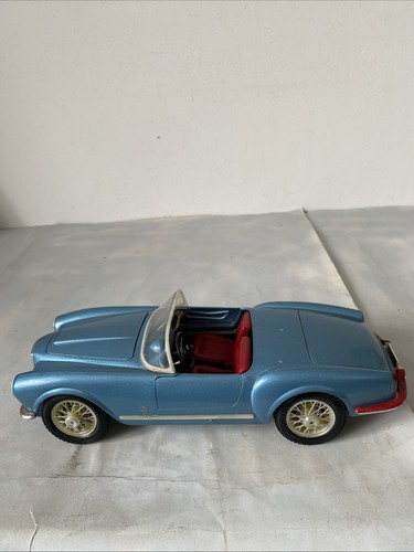 Burago lancia aurelia b24 - 1/18,