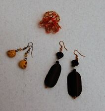 2 paia Orecchini e 1 anello fatti a mano modelli colori vari legno coralli R65