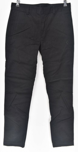 Pantaloni eleganti nuovi con