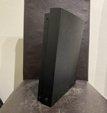 Microsoft Xbox One X 1TB