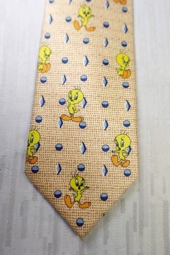 Looney tunes tweedy warner - looney,